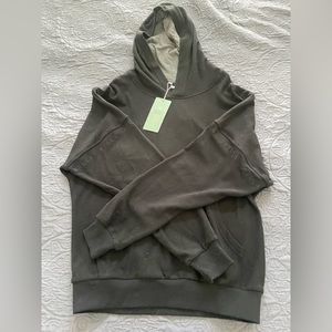 P’tula hoodie